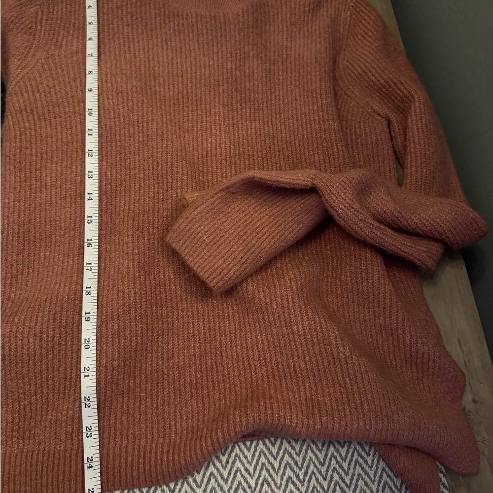 Elegant Women's Rose Bell Sleeve Turtleneck Sweater - Picture 6 of 7